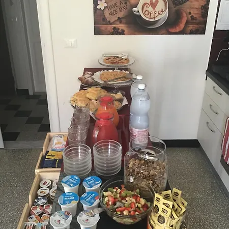 ゲストハウス La Rosa Dei Venti フィナーレ・リーグレ